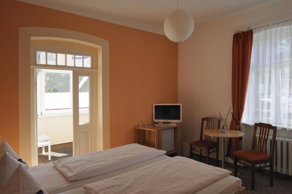 Pension Am Kluenderberg Бінц Екстер'єр фото